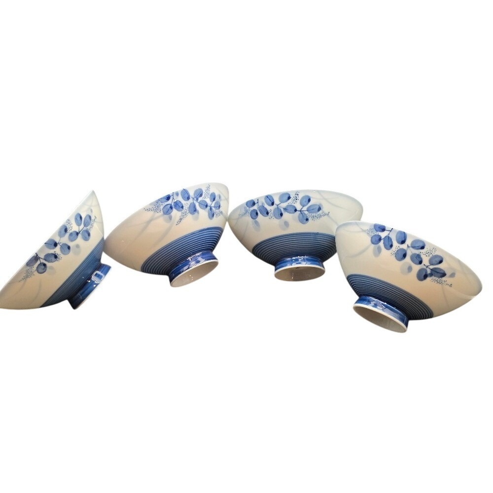 Vintage‎ Japanese Mino Ware Porcelain Floral Rice Bowls Blue White Set of 4